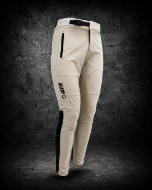 035b868a-a14d-4812-9262-d0b2862c0b29 Pantalon Ready beige