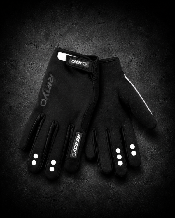 5c516a38-e015-4c95-9a5d-b13eb43c0a30 Guantes Ready black