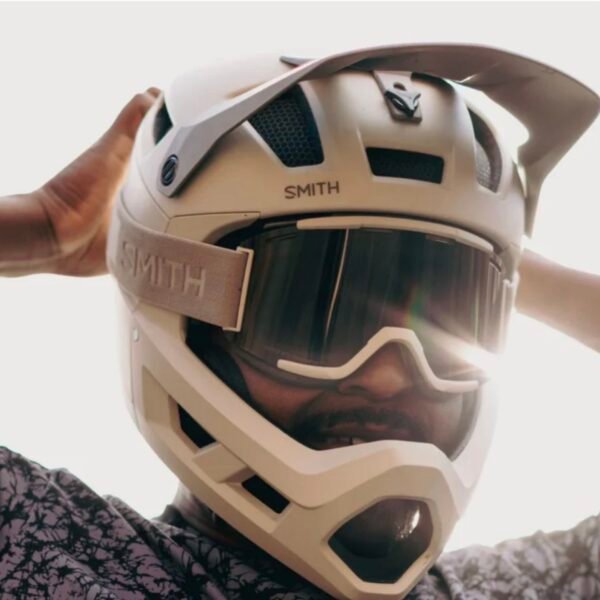 scrl_0102 Casco Smith mainline Matte chalk mips + koroyd